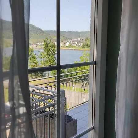 公寓 Moselpanorama 埃伦波特道夫