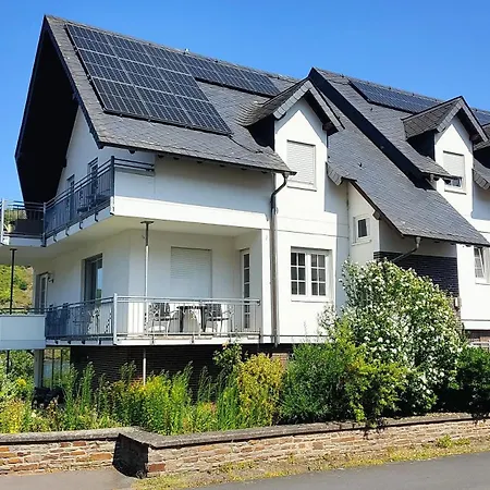 Moselpanorama Lägenhet *