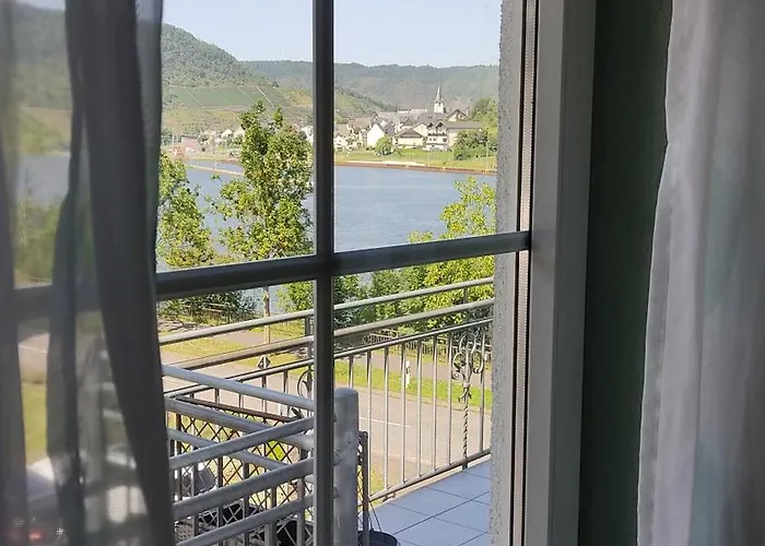 公寓 Moselpanorama 埃伦波特道夫